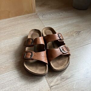 Cushionaire Birkenstock style sandals